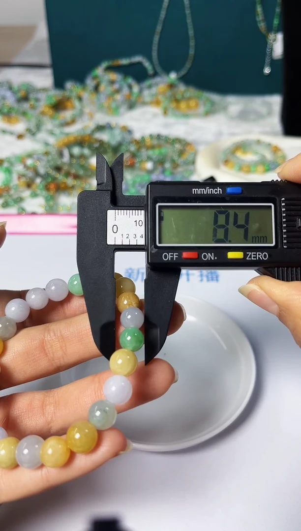 未镶嵌手链翡翠翡翠珠串翡翠珠串有纹裂