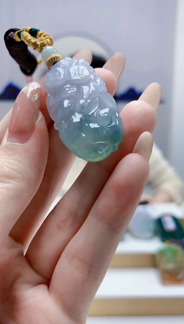 未镶嵌定制翡翠4852jw-毛货挂件153