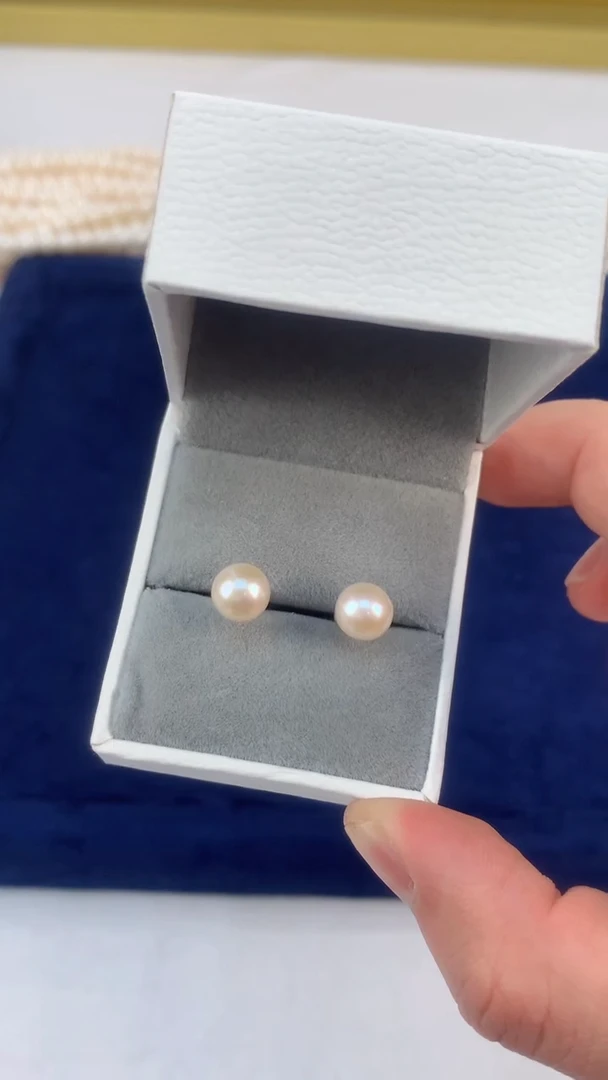 【闪购商品】淡水珍珠耳钉银S925镶嵌一物一拍