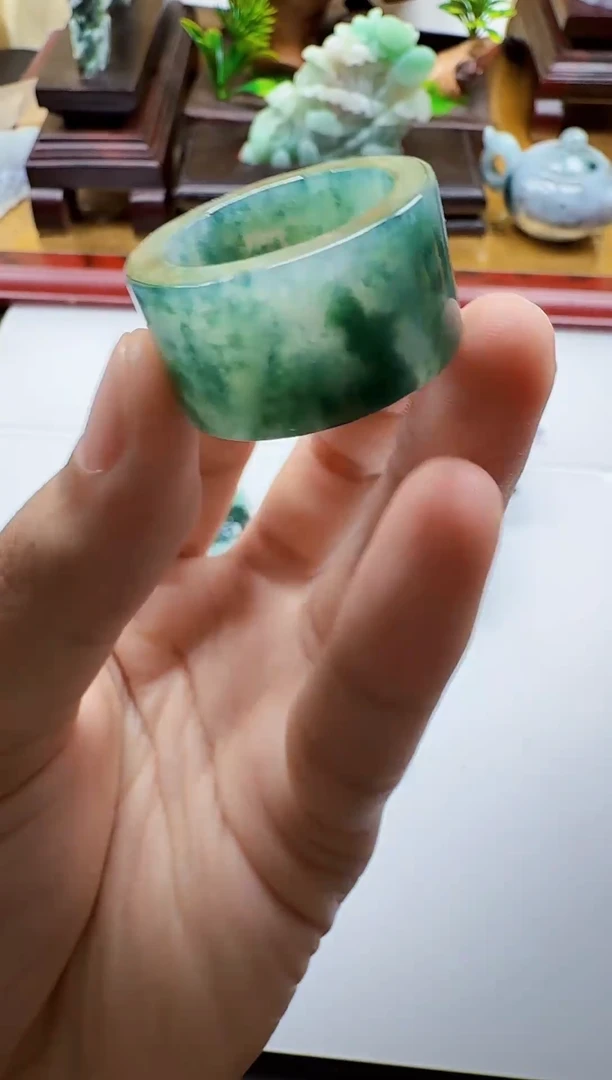 吊坠(不含链)未镶嵌翡翠1