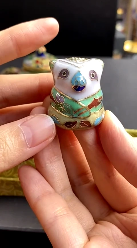 【闪购商品】非遗技艺 景泰蓝熊猫顶针绿米