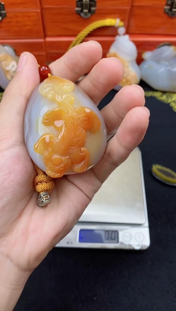 未镶嵌玛瑙/玉髓珠宝奇石九***哥0