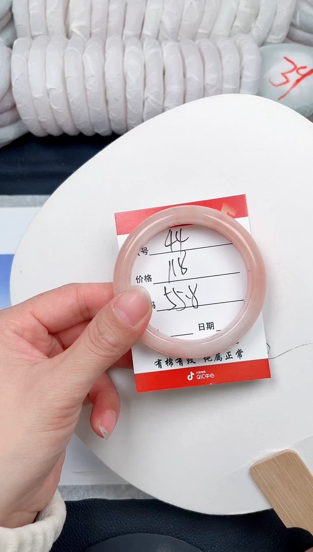 未镶嵌手镯石英质玉44-55