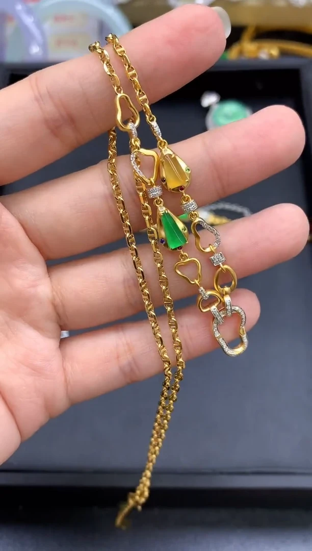 颈饰18K金镶嵌翡翠702-中国好珍宝