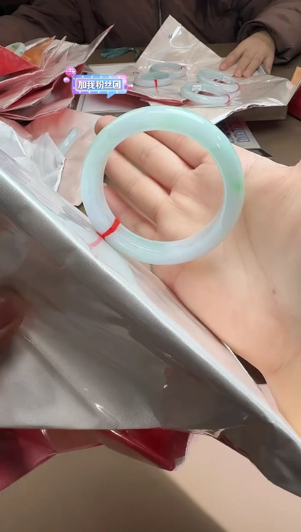 未镶嵌手镯翡翠（10）55-56圈翡翠手镯多样性发其一