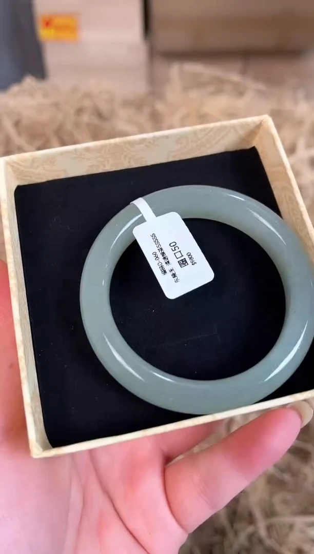 未镶嵌手镯石英质玉D-060