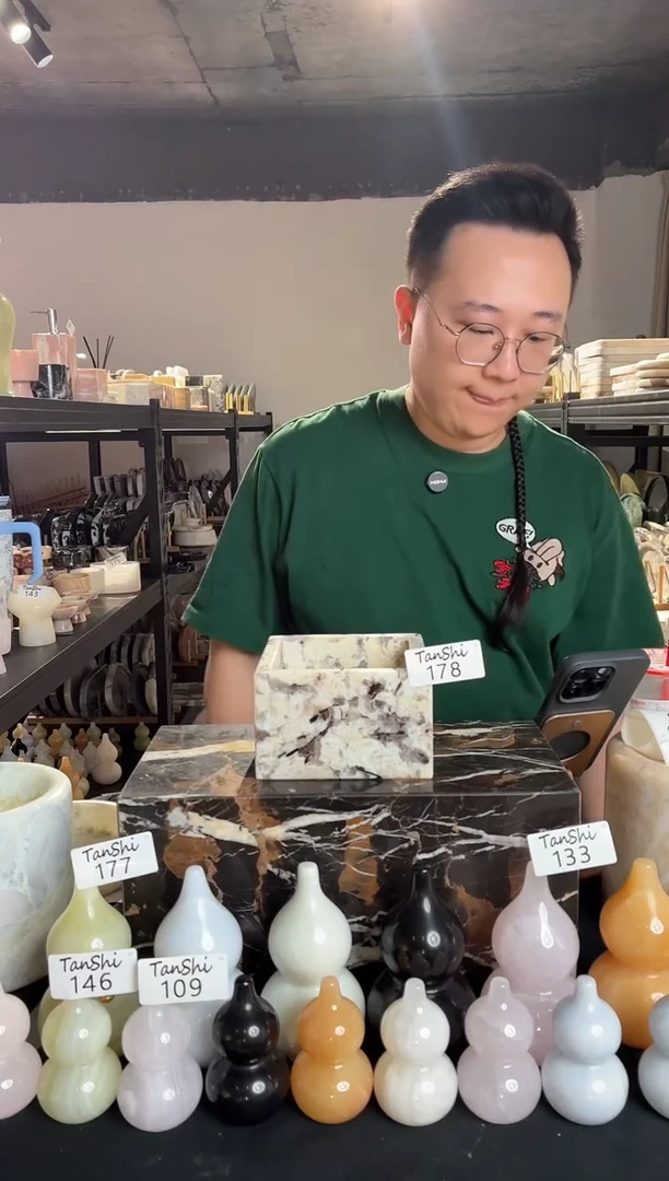 石材178天山暮雪香薰罐