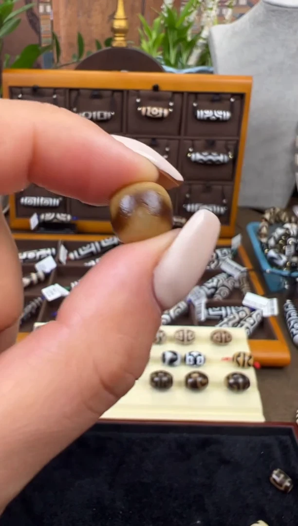 【闪购商品】玛瑙/玉髓吊坠(不含链)未镶嵌5.微瑕