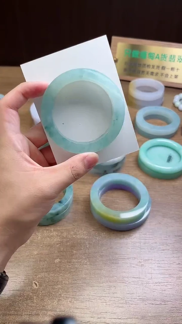 未镶嵌手镯定制翡翠嫣*定制