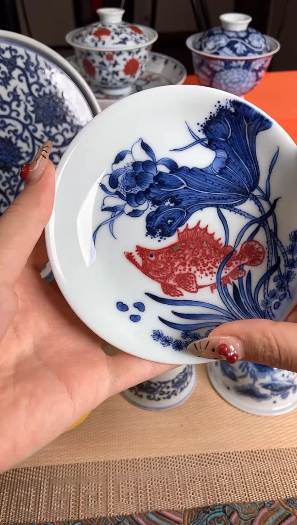 阳春白雪釉里红荷花鳜鱼杯垫