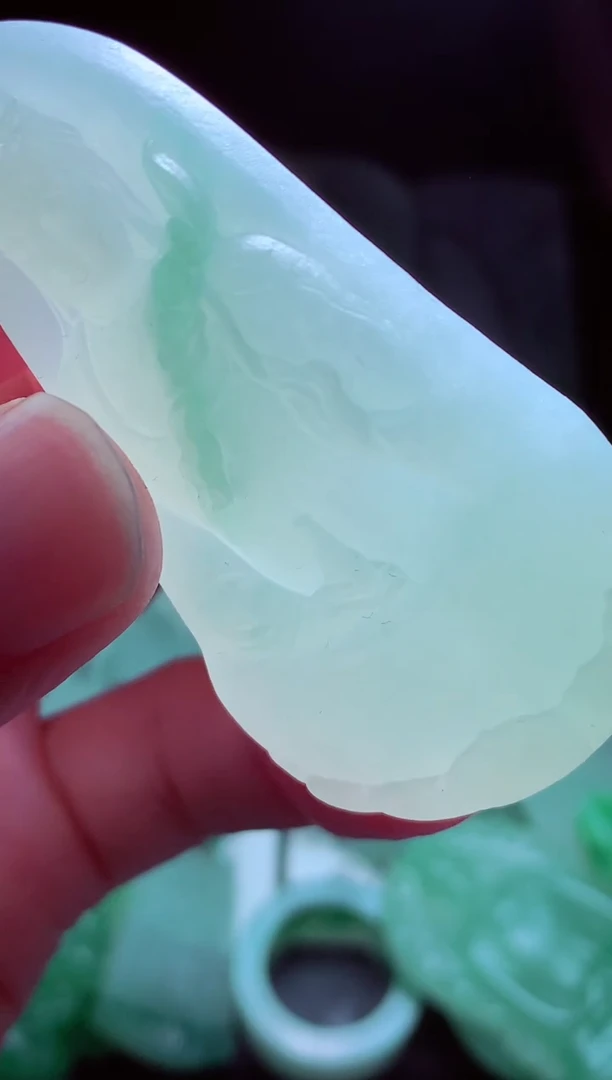 未镶嵌定制翡翠故*?翡翠毛货定制