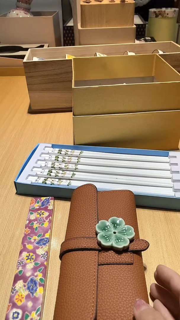 【闪购商品】瓷片锅碗瓢盆一件不剩
