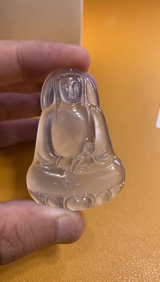 吊坠(不含链)未镶嵌翡翠观音68000   55.7  34.9   4.5