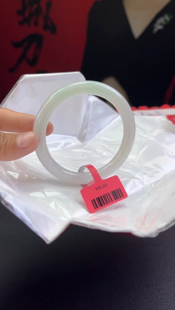 【闪购商品】翡翠手镯未镶嵌5翡翠手镯