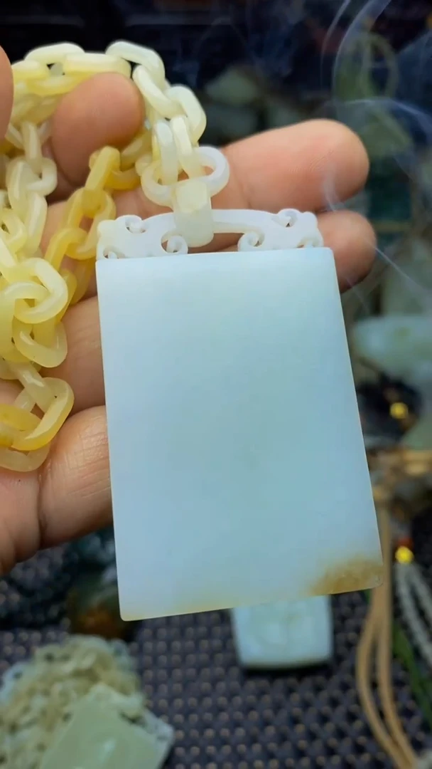 未镶嵌和田玉挂件1多部分组成