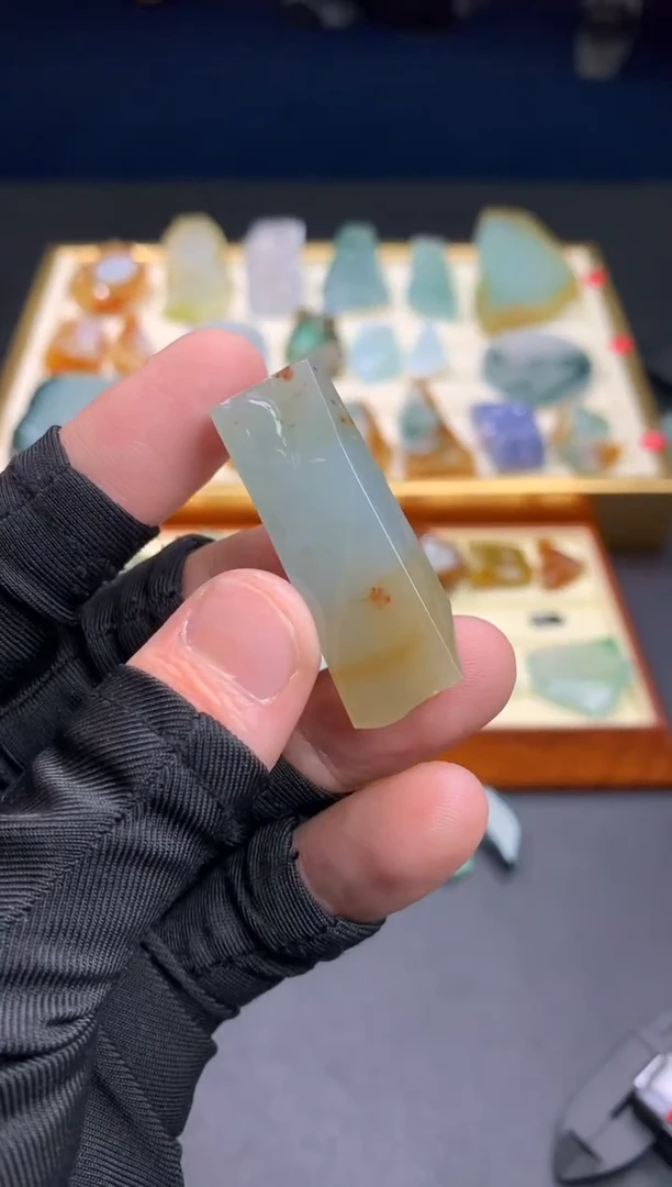 【闪购商品】定制翡翠未镶嵌           