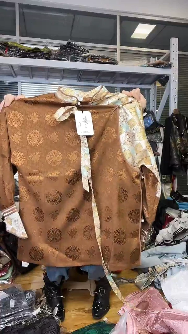 衬衣   XL码   120-135斤