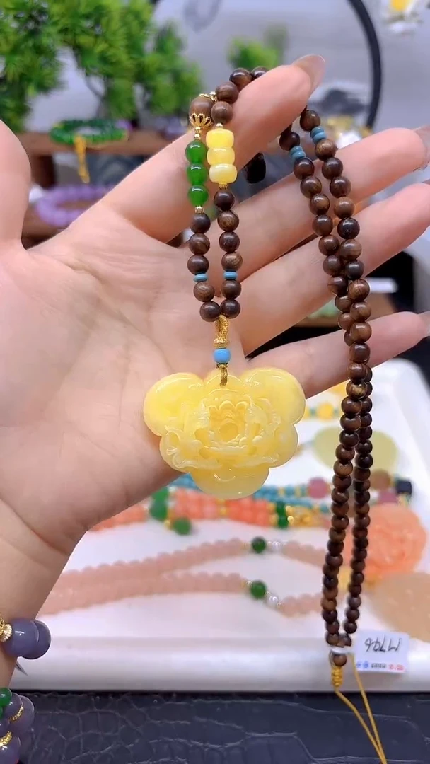 未镶嵌颈饰蜜蜡M746