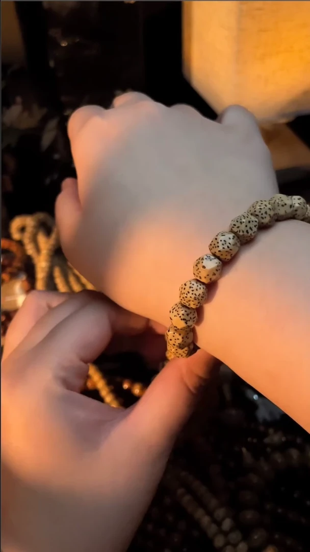 手串星月菩提精工级陈籽钻石无相9*8手串2