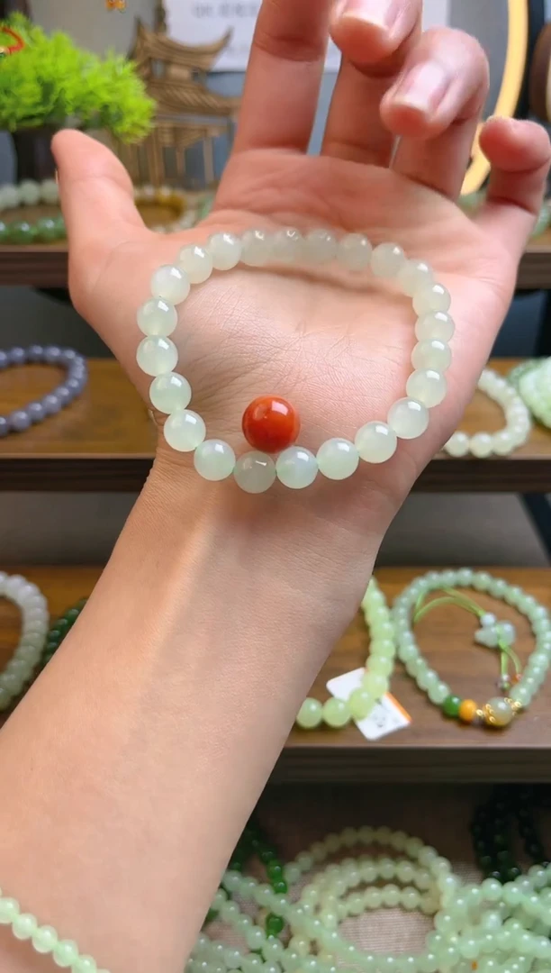 【闪购商品】和田玉手链未镶嵌晴水8MM