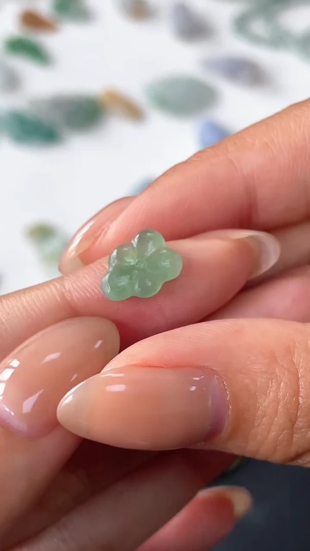 【闪购商品】定制翡翠未镶嵌11*8.2荷叶260+26