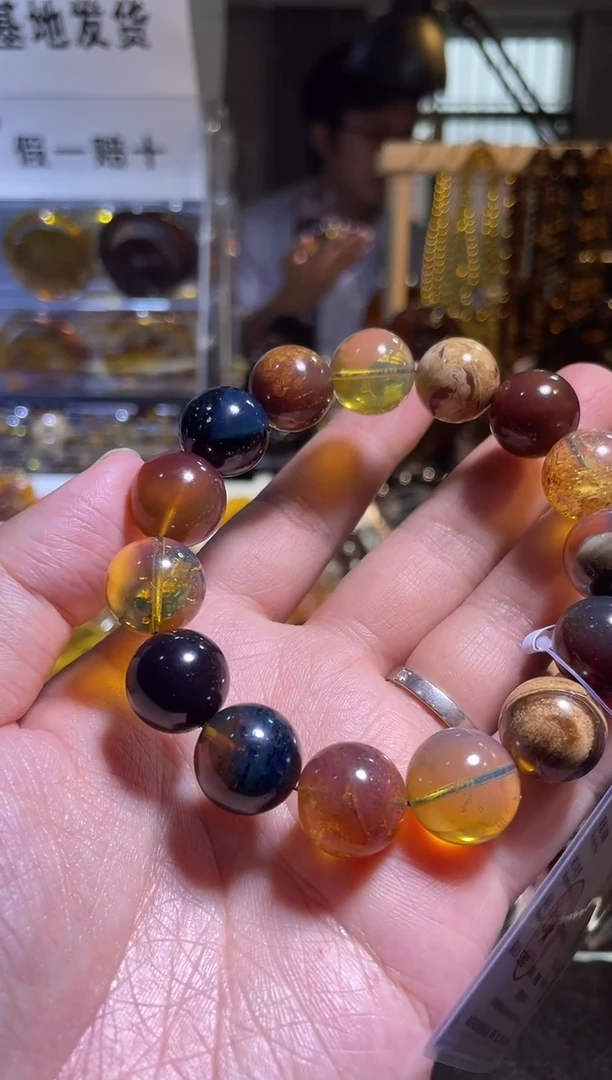 未镶嵌琥珀裸石卡15 七彩多宝手串