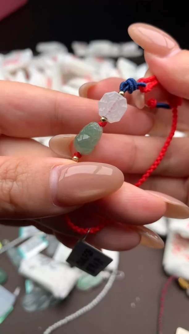 【闪购商品】翡翠手绳未镶嵌一