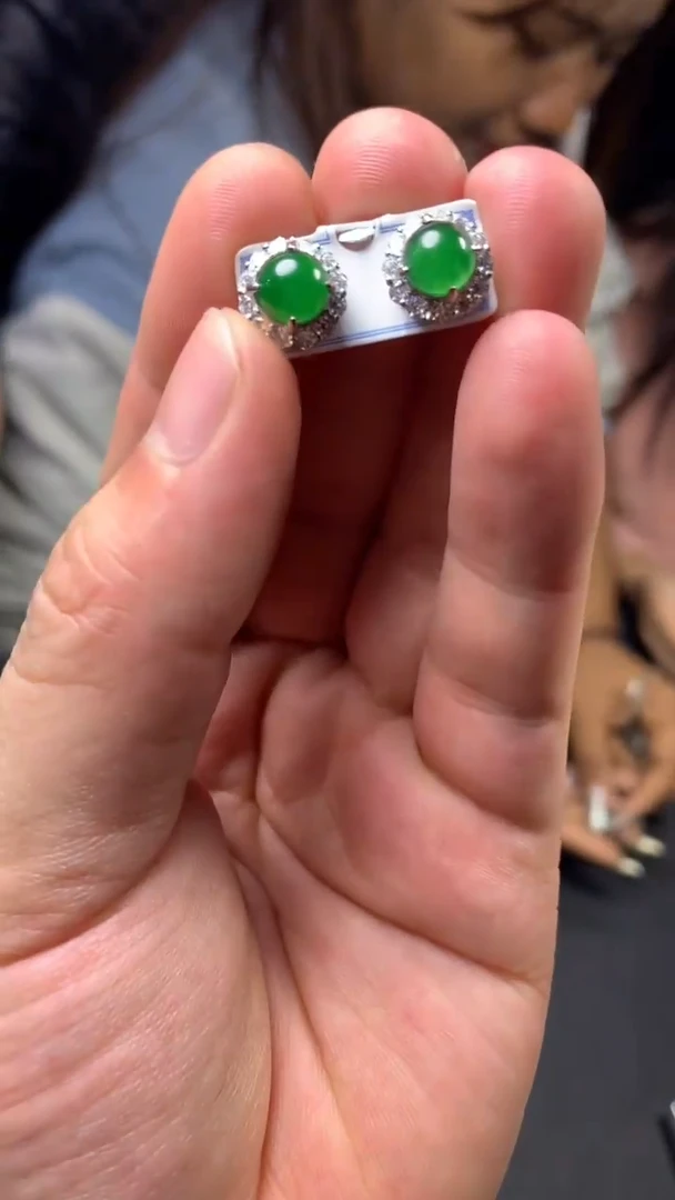 【闪购商品】翡翠耳饰未镶嵌0984701146/多样性发一