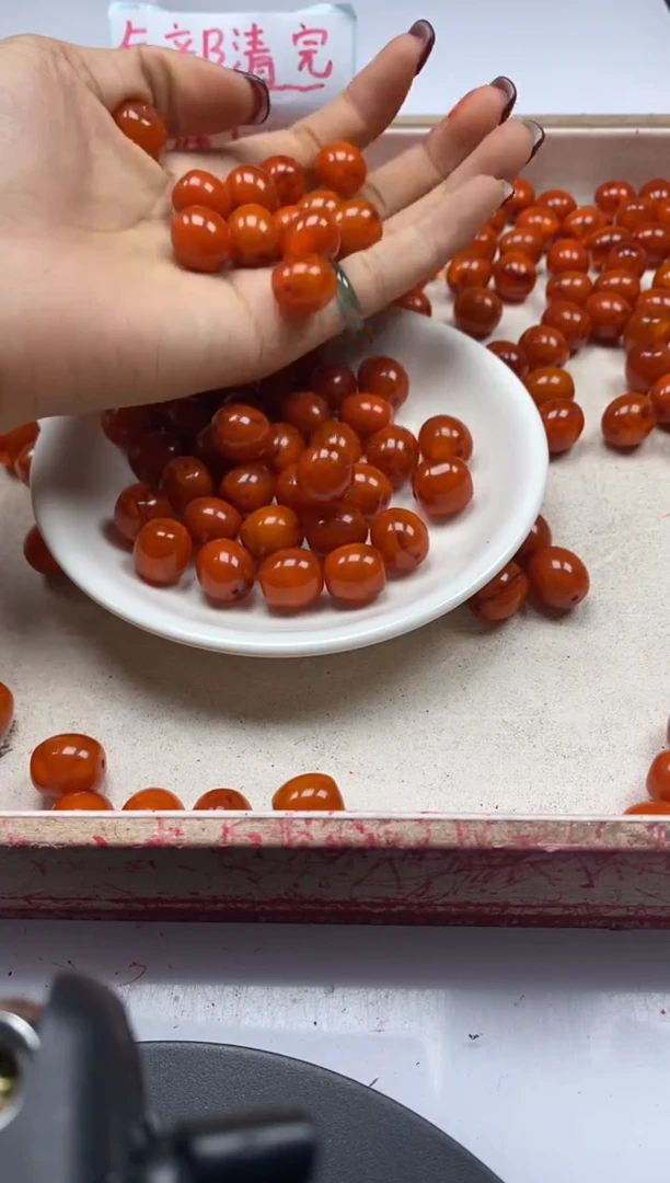 【闪购商品】蜜蜡颈饰未镶嵌w812老红蜡枣珠13*12mm*3个