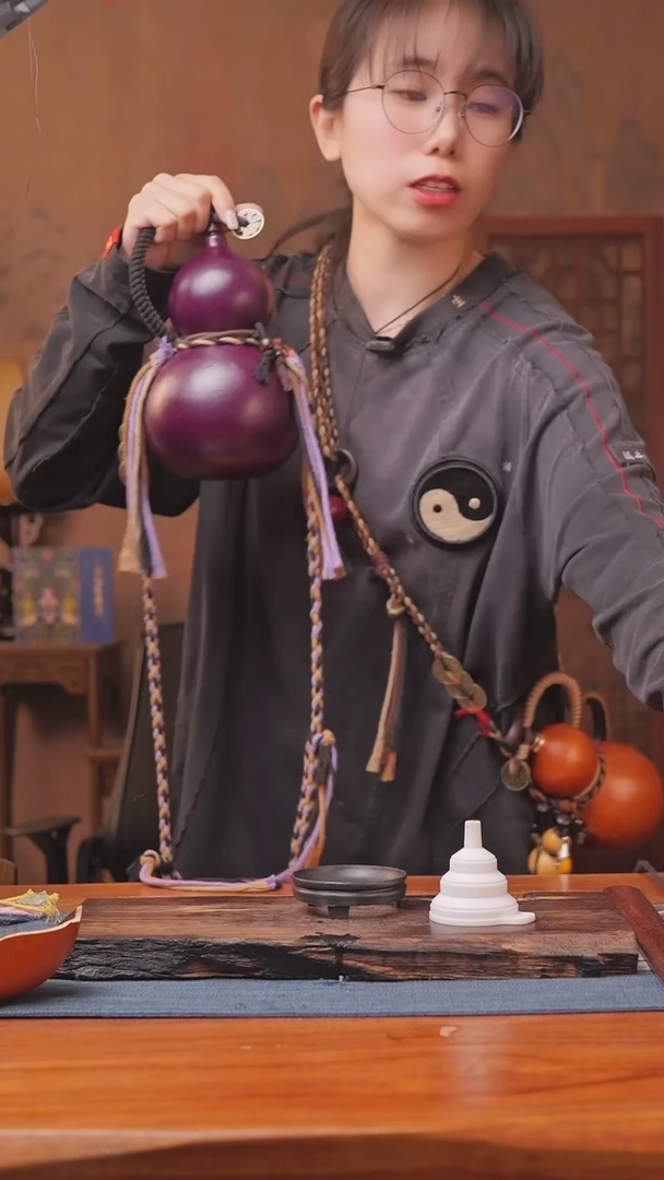 1945号链接精品大漆葫芦现货现发[一物一拍]