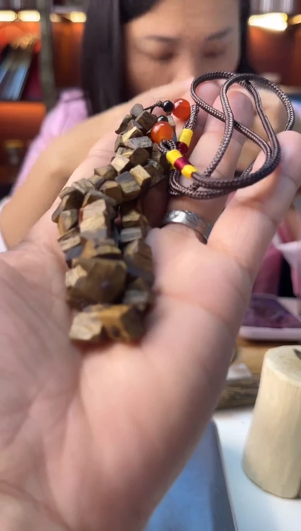 沉香碎屑（拍1发2条）99沉奇楠花果甜香车挂多样性发一