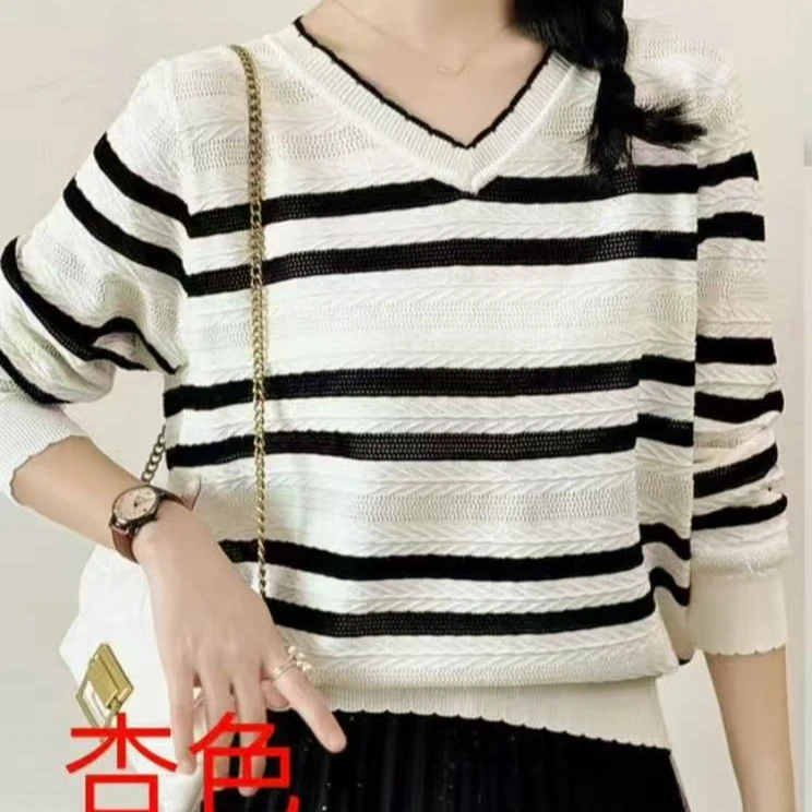 新款M1287杏条纹V领提花针织衫