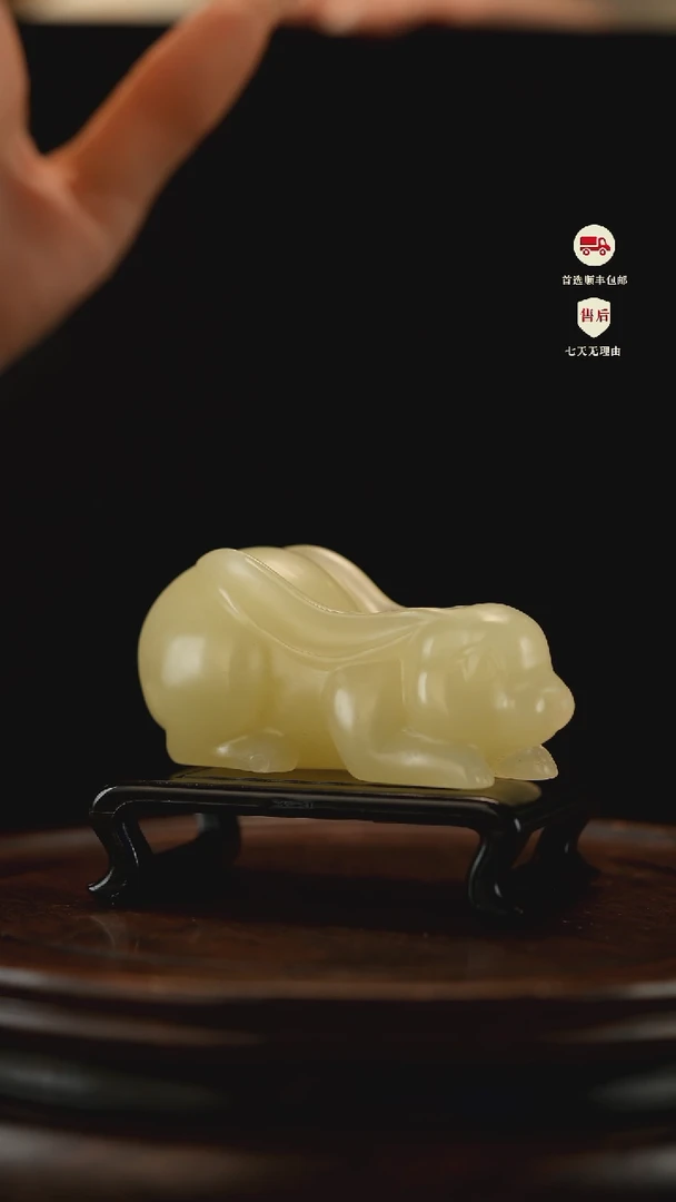 云南石竹叶青雕刻：小懒兔摆件镇尺茶宠