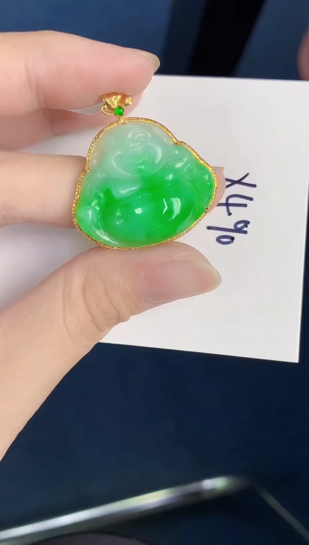颈饰18K金镶嵌翡翠天然翡翠缅甸A货