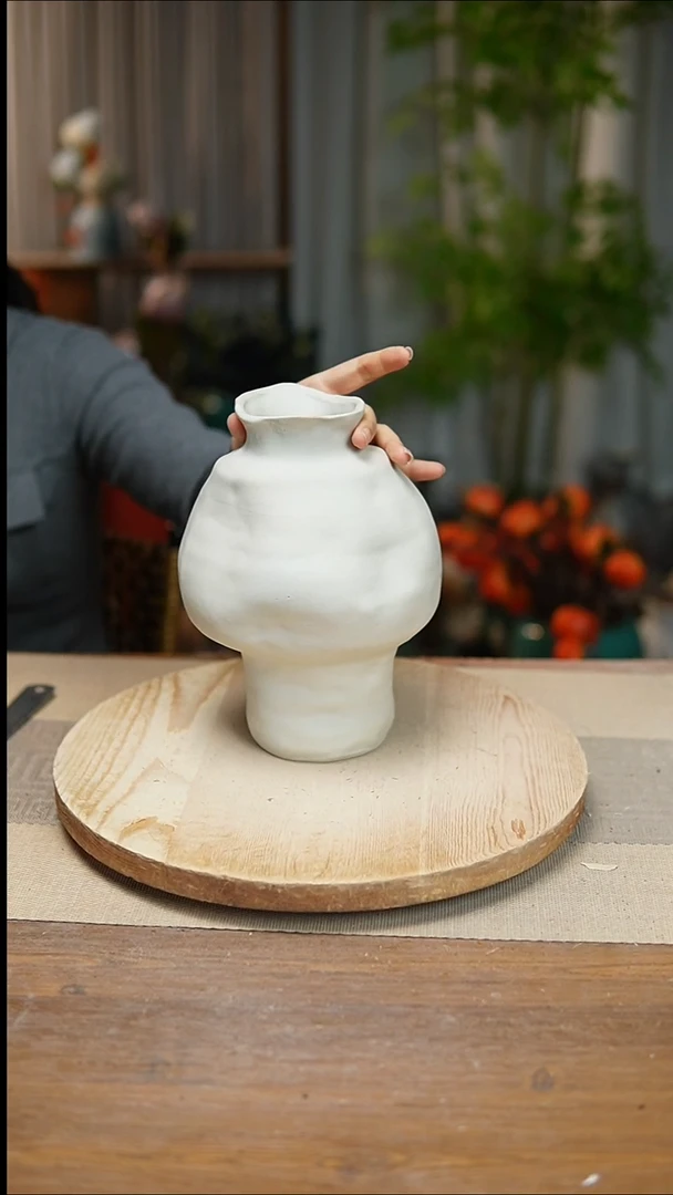  花器陶瓷花瓶手捏瓶004