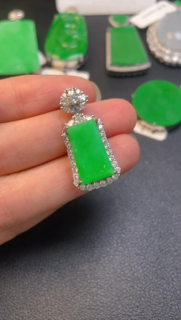 吊坠(不含链)银S925镶嵌翡翠吊坠