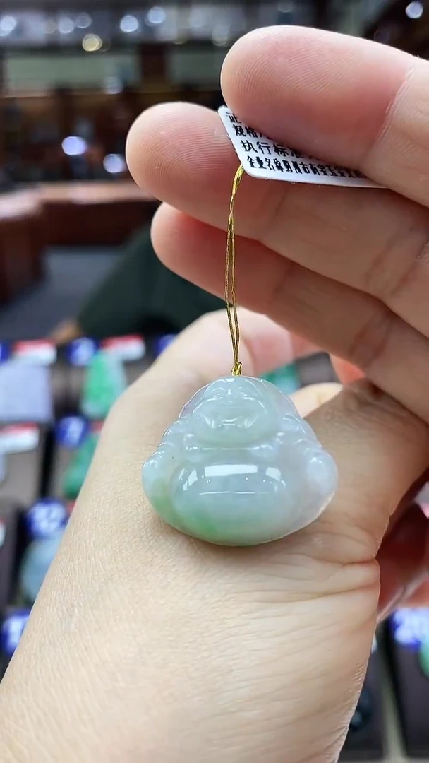 颈饰未镶嵌翡翠佛公