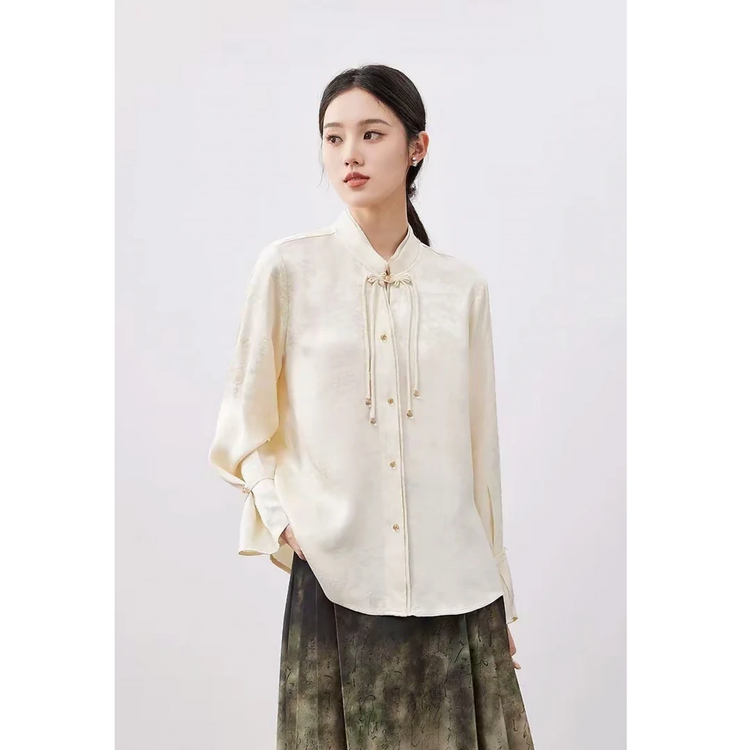 JIRUIMAN/吉瑞曼春季盘扣新中式国风小众喇叭袖套头衬衫S037