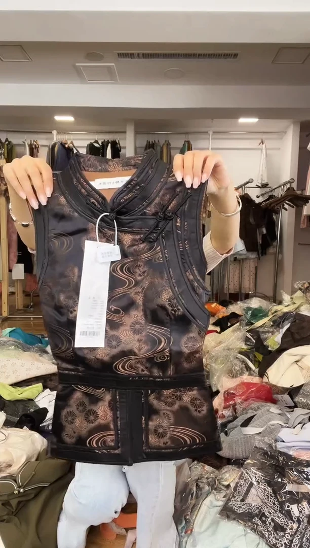 L码        105-115斤