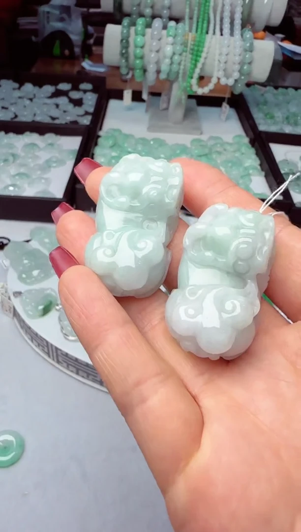 【闪购商品】翡翠吊坠(不含链)未镶嵌貔貅多样性发其一