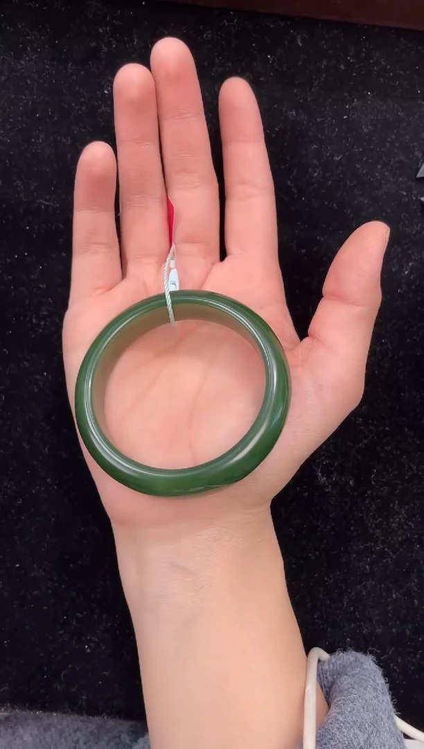 未镶嵌手镯和田玉和田玉俄料碧玉53-54圈口上等和田玉手镯女