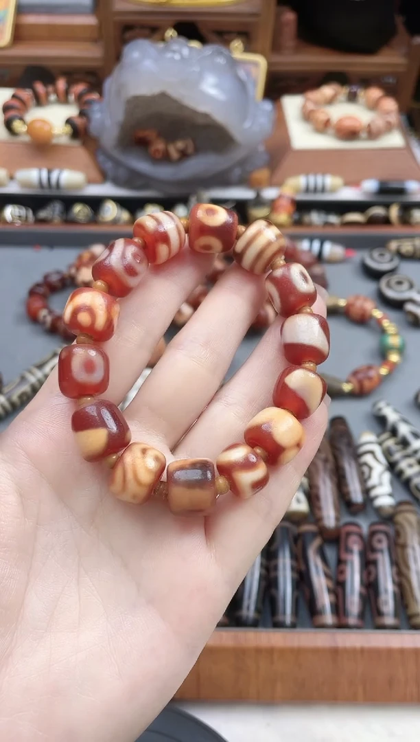未镶嵌珠珠玛瑙/玉髓快**轩金蟾红肉断珠手串-快乐