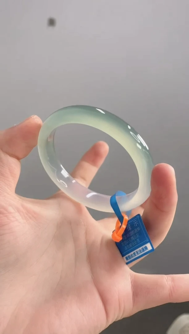 【闪购商品】玛瑙/玉髓手镯未镶嵌54圈