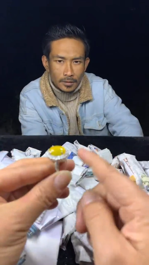 满色吊坠，所见即所得！！！