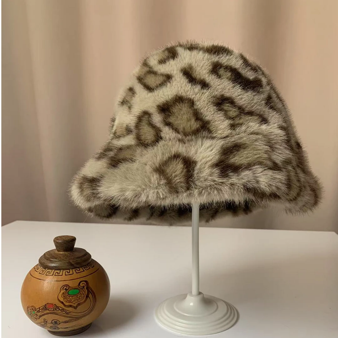 秋冬花纹新款渔夫帽百搭瘦脸火爆款