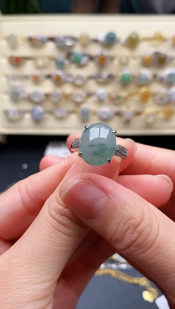 翡翠戒指银S925镶嵌4444444+8