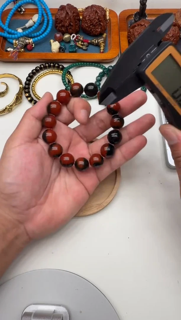 琉璃/树脂/塑料类圆珠手串