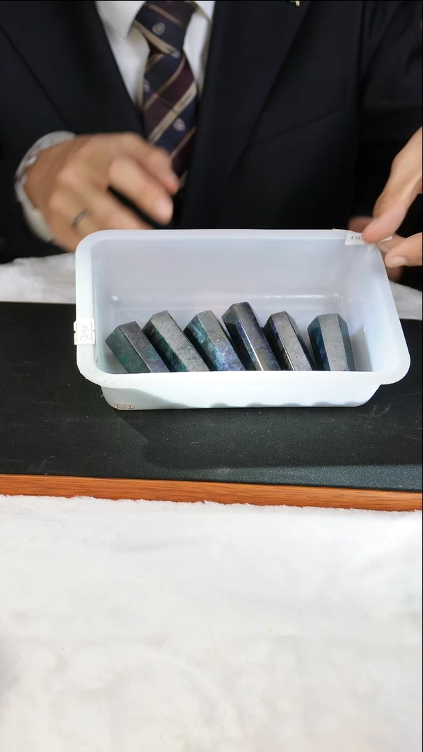 未镶嵌堇青石柱子堇青石柱子D348多样性发其一