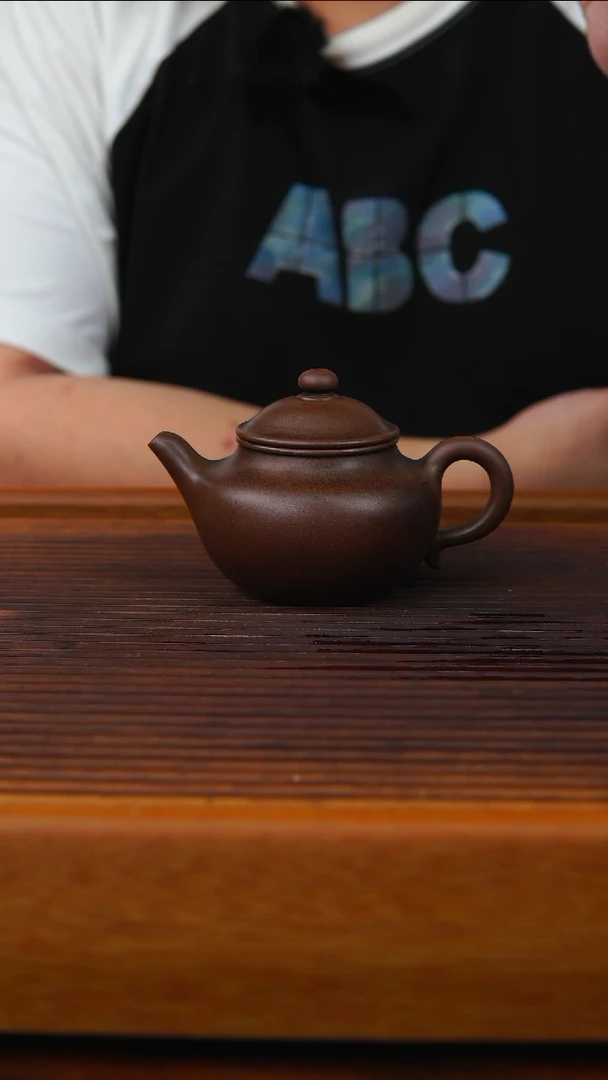茶壶紫砂大亨莲子壶