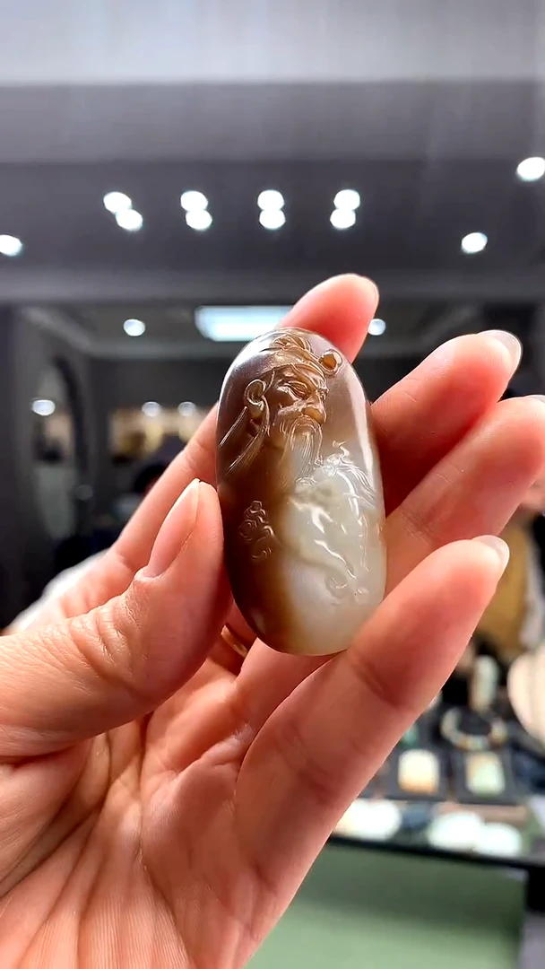 颈饰未镶嵌和田玉挂件